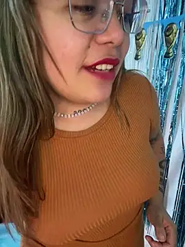 Lindalatina2001 webcam