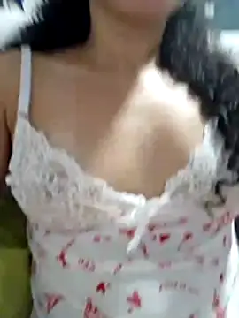 venuseyes25