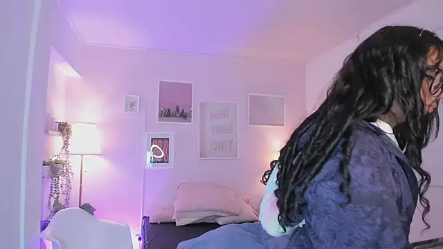 Kimdyy_ webcam