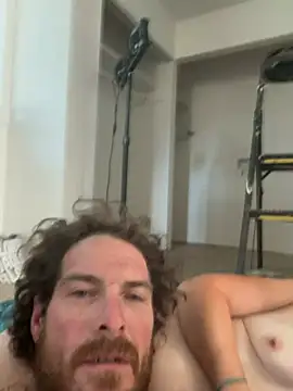 The_Handyman_and_his_Girl webcam