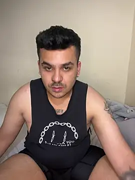 LatinBearX webcam