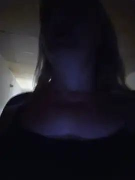 ladytouch - LadyTouch's free webcam - UK Sex Cams