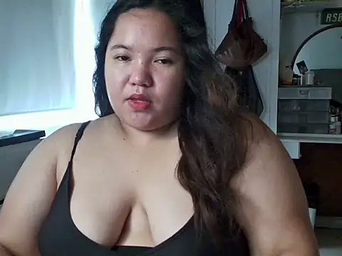 LianaCruzado webcam