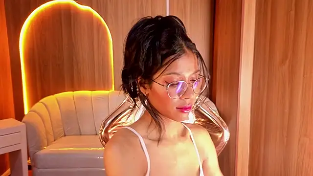 Alina_b_ webcam