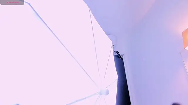 nyx_velvet webcam