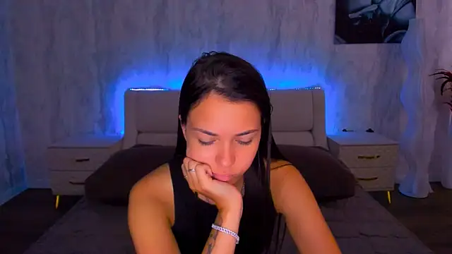 AlexaBarkley webcam
