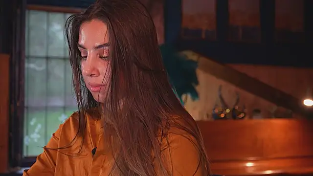 VanessaDoyle webcam