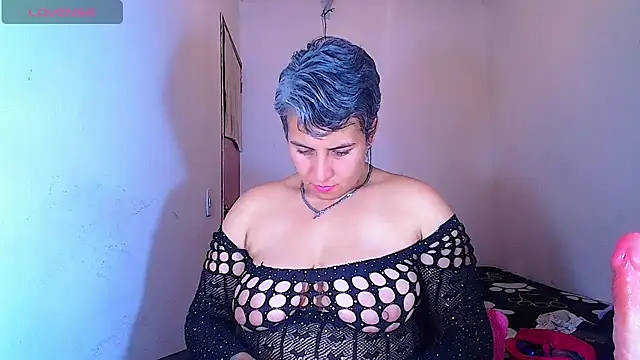 Yessi_rousse webcam