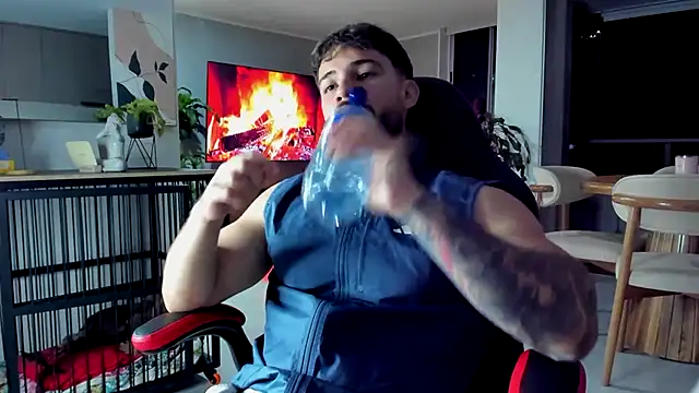 Valenthino_Salvatore webcam