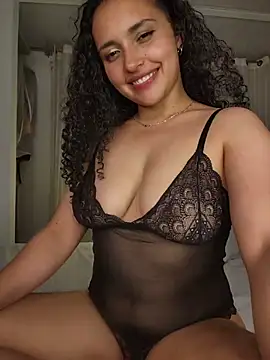 Lucy_Marin webcam
