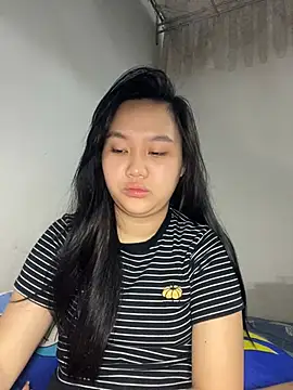 Almira6868 webcam