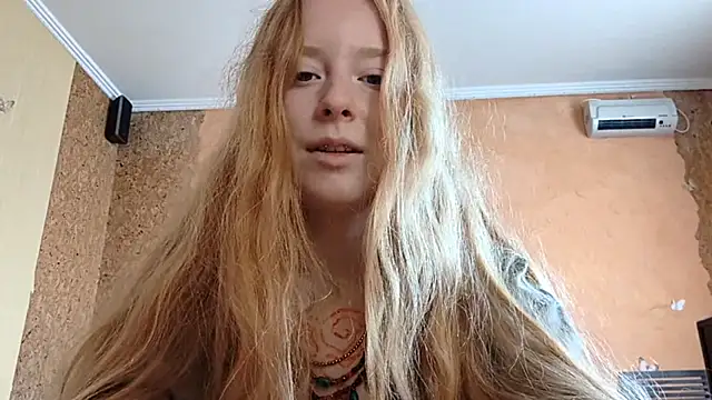 KateVibe_01 webcam