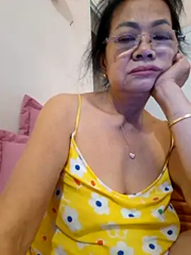 Hotestlove webcam