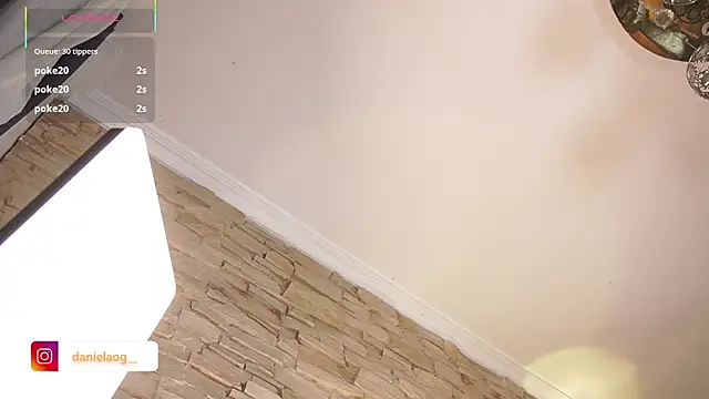 Elise_Diamond webcam