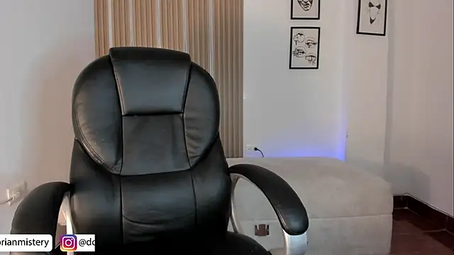 Dorianmistery2322_ webcam