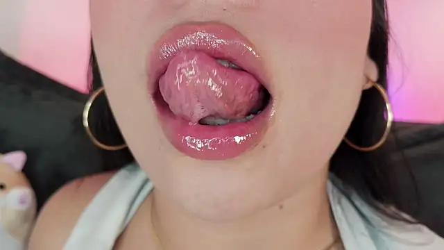 mia_roux1 webcam