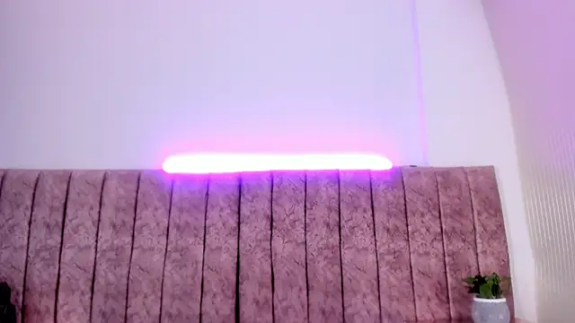 Dahlia_rossee webcam