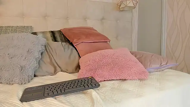CHRISTY_BAKER webcam