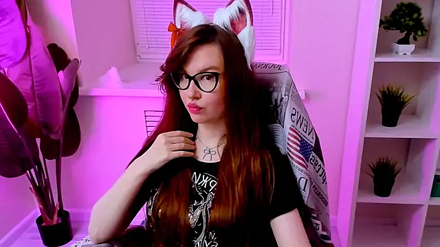 CarolGiggly webcam