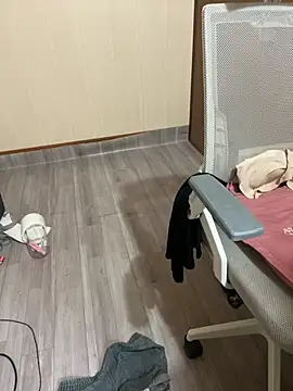 Mina048 webcam