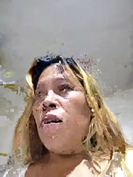 CockBiter83 webcam