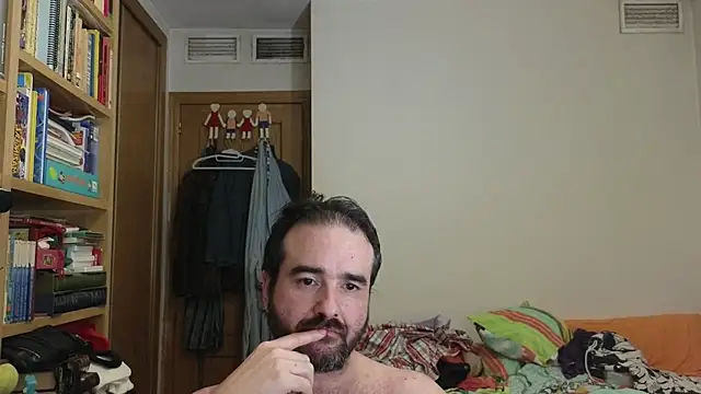 curiosillo83 webcam
