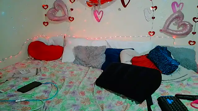 celeste_hotty webcam