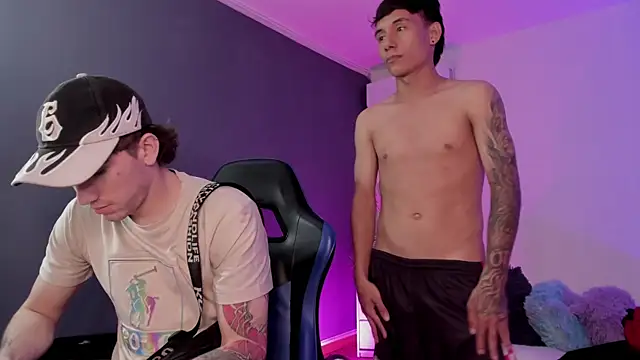 Handsomeboyss19 webcam