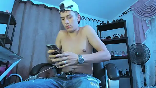 Jereth_Boy webcam