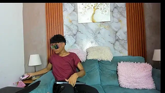 BOUL_GUYS webcam