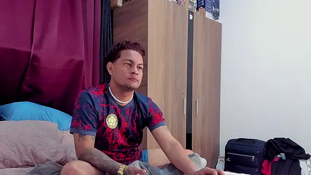 Damon_10 webcam