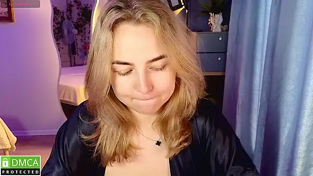 Mira_Mermayd webcam