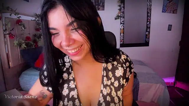victoriaasaenz_ webcam