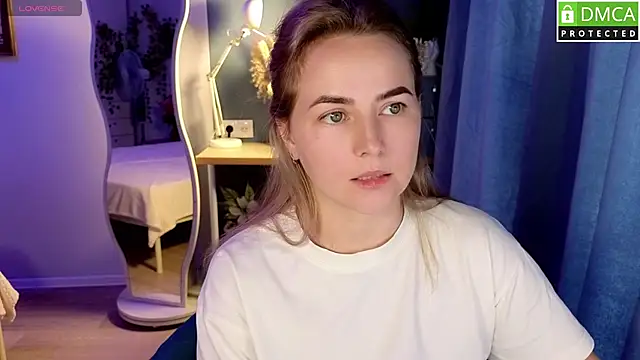 Mira_Mermayd webcam