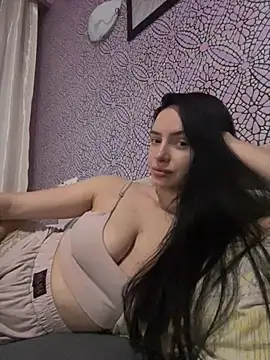 kristis43 - Kristis43's free webcam - UK Sex Cams