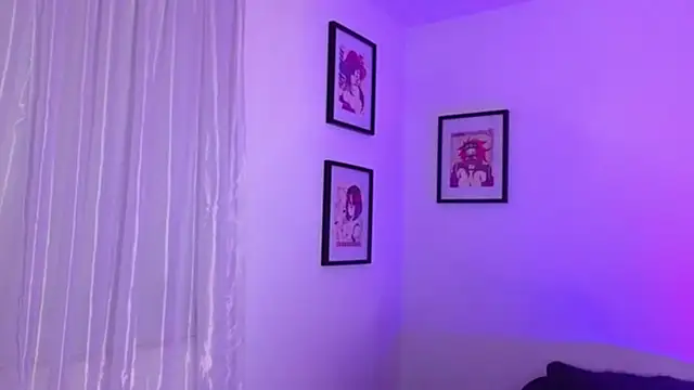 emy__ - Emy__'s free webcam - UK Sex Cams