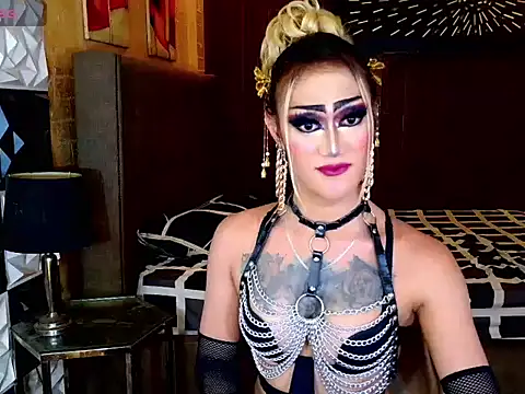HorseCockDivine webcam