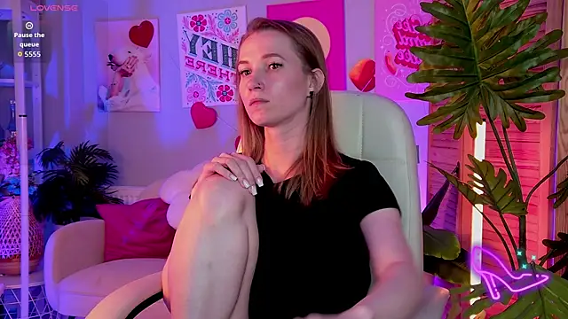 Megan_Rodgers webcam
