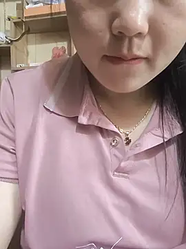 MayEva_ly webcam