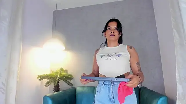 Samantha__Firee webcam
