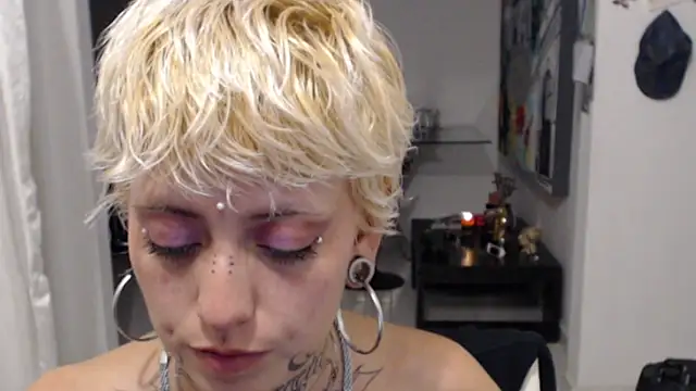 seley222 - Seley222's free webcam - UK Sex Cams
