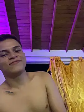 Leon_Wild webcam