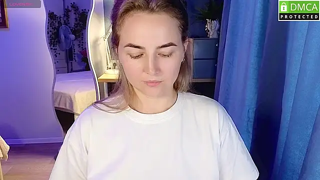Mira_Mermayd webcam