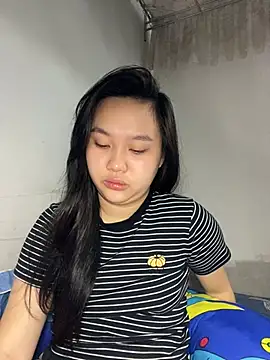 Almira6868 webcam