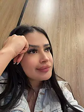 Sara_fun Live Web Cam Show