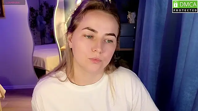 Mira_Mermayd webcam