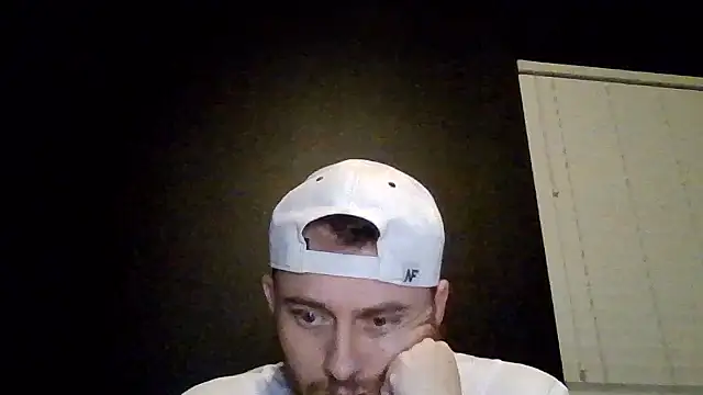 Mikecloudyhawk live sex cam