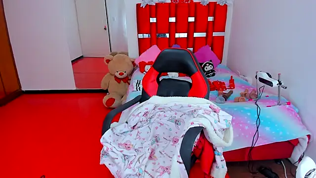 Luna_Analya webcam