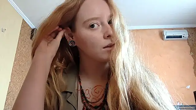 KateVibe_01 webcam
