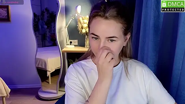 Mira_Mermayd webcam
